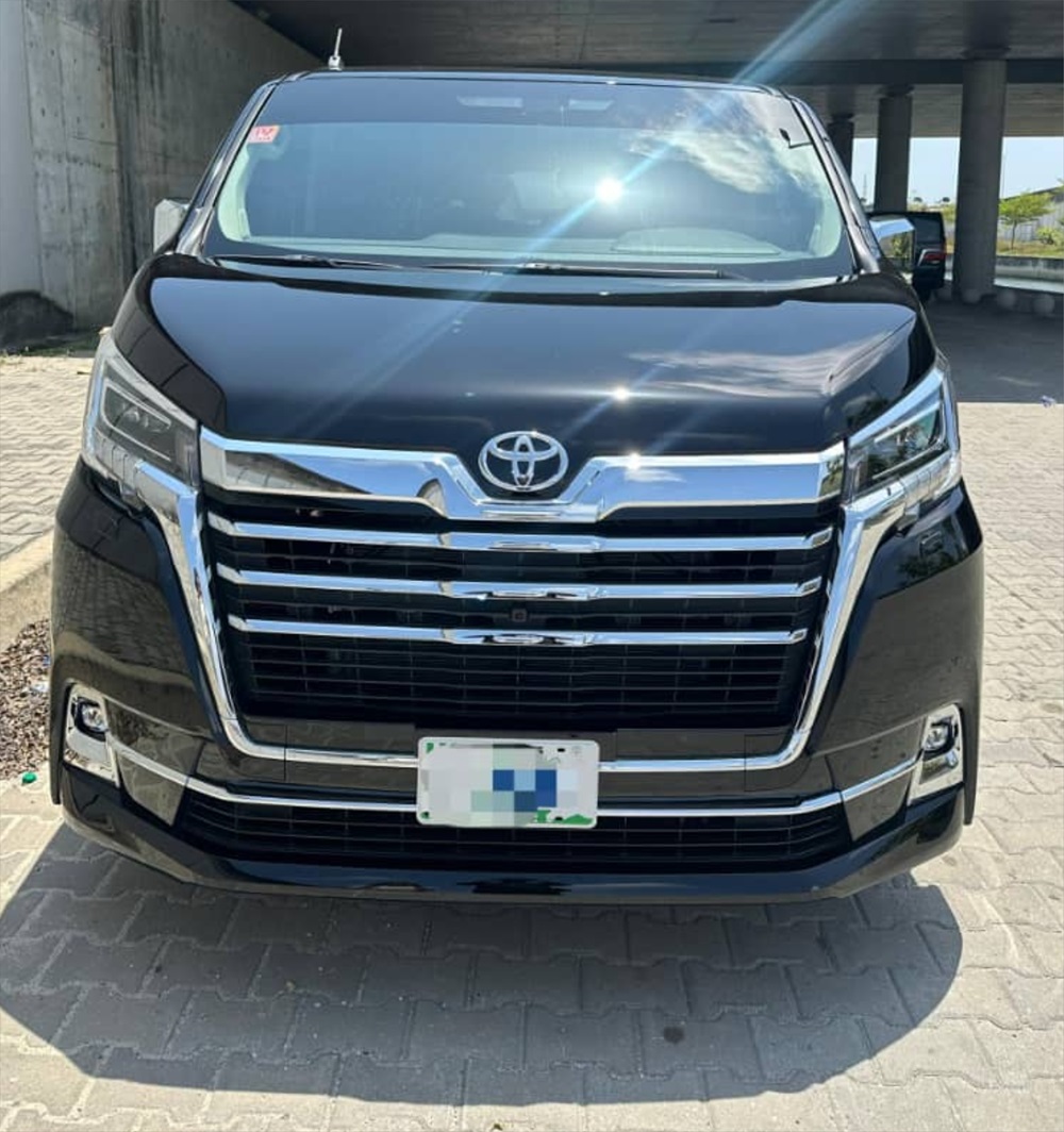 2023 Toyota Granace: Luxury, Comfort, and Space for Every Journey